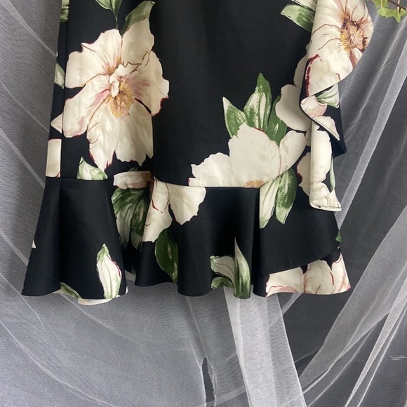 Host Pick 💗Aqua floral ruffled black dress​ - Picture 4 of 9